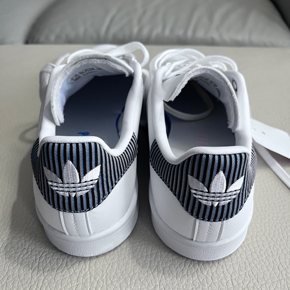 NWOB - Stan Smith Adult Embroidered Logo Sneaker - Men Size 7 / Women Size 8 - Picture 5 of 7